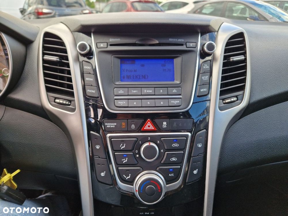 Hyundai i30 1.6 GDI Style - 12