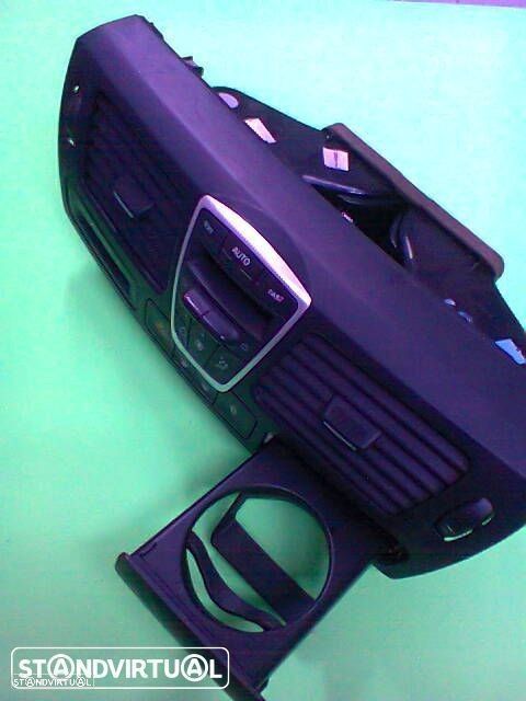 consola do tablier renault laguna III 2.0dci - 1