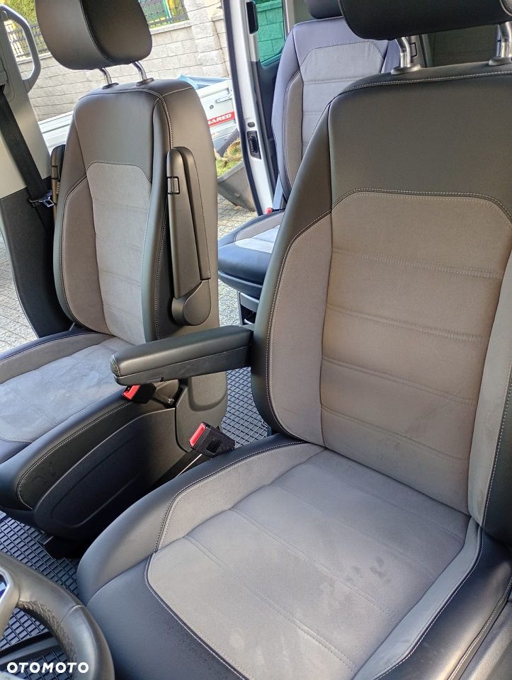 Volkswagen Multivan 2.0 TDI L1 Highline DSG - 11