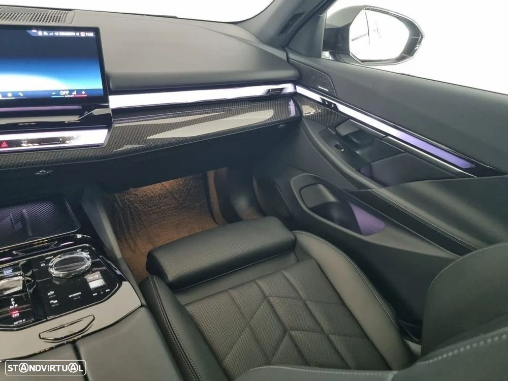 BMW i5 eDrive40 Pack Desportivo M Pro - 12