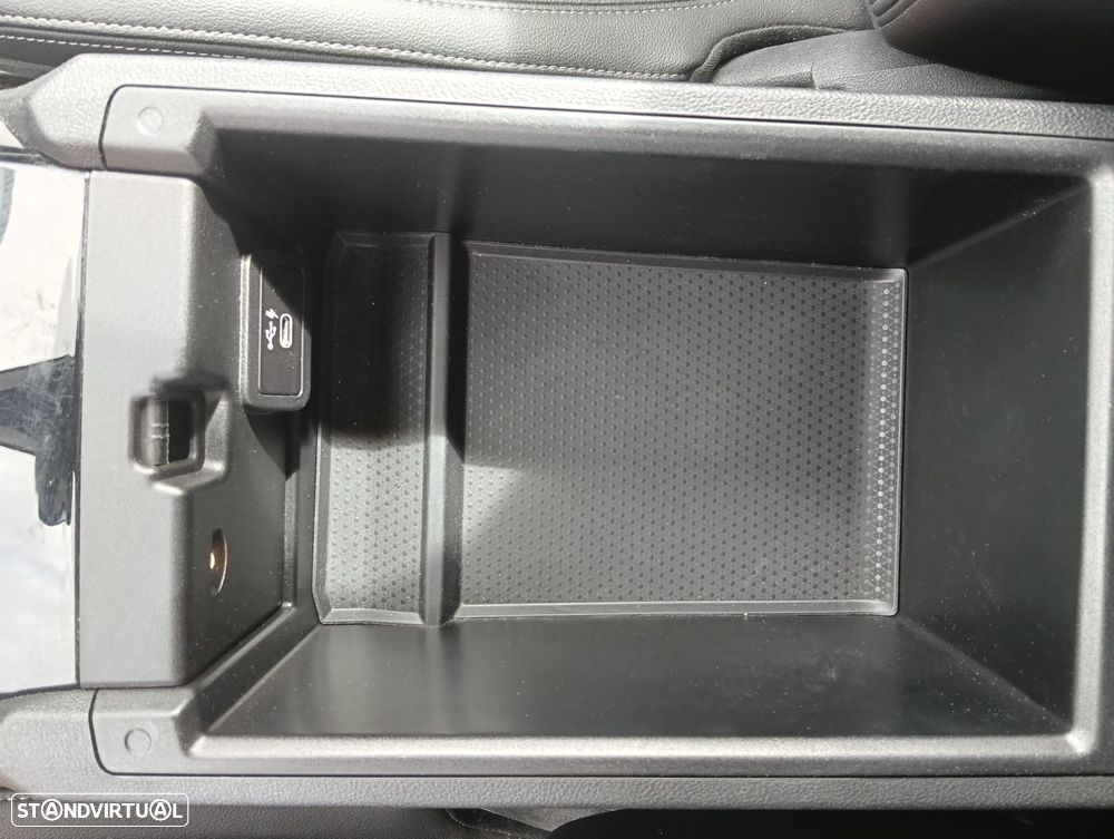 BMW 318 d Touring Auto - 10