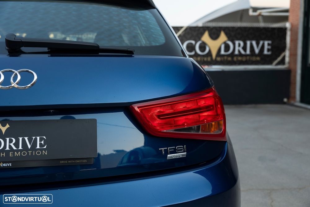 Audi A1 Sportback 1.0 TFSI Design - 6