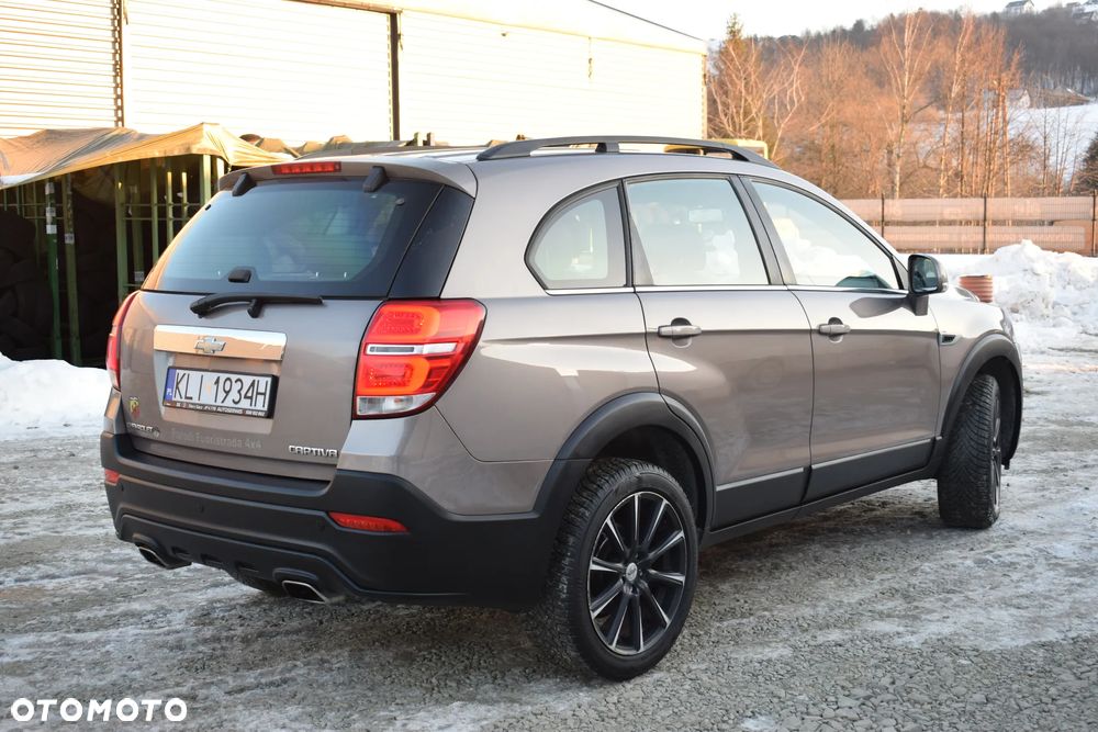 Chevrolet Captiva 2.2 2WD LS - 5
