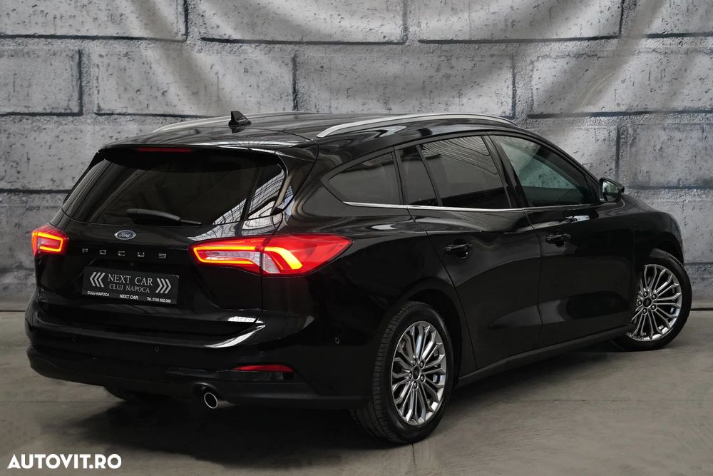 Ford Focus 2.0 TDCI Powershift Titanium - 5
