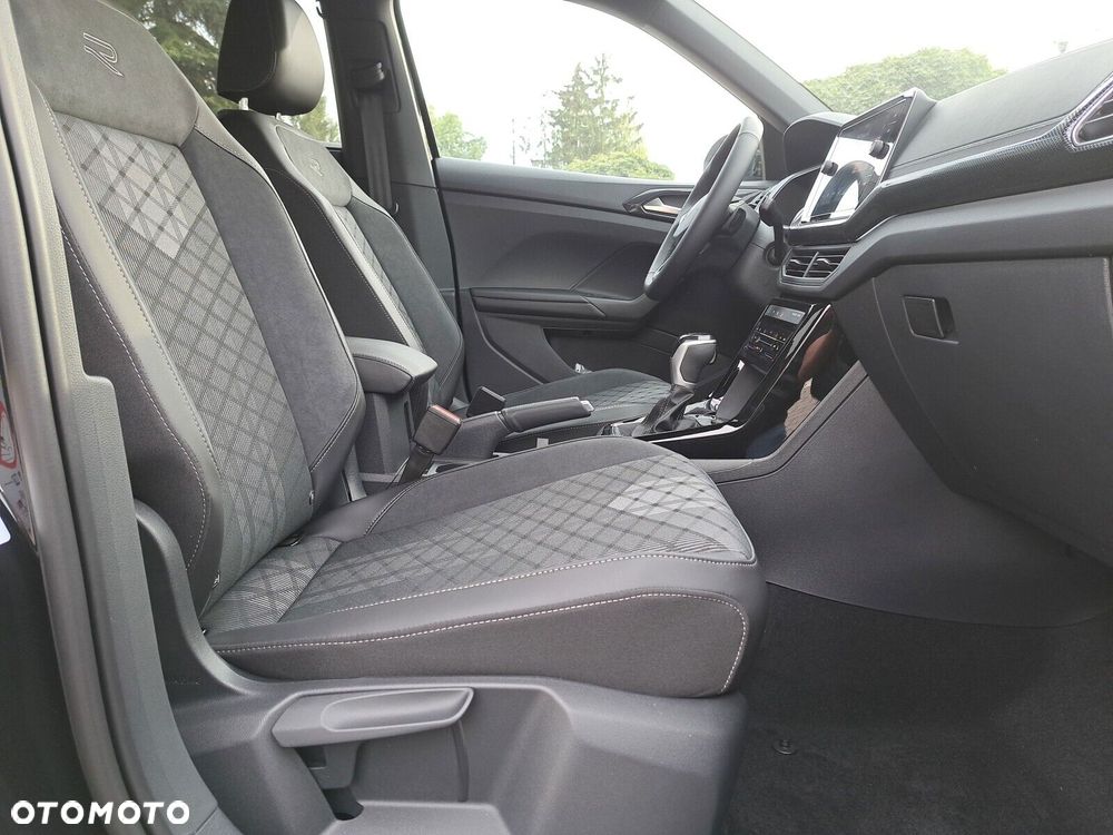 Volkswagen T-Cross 1.0 TSI R-Line Plus DSG - 24