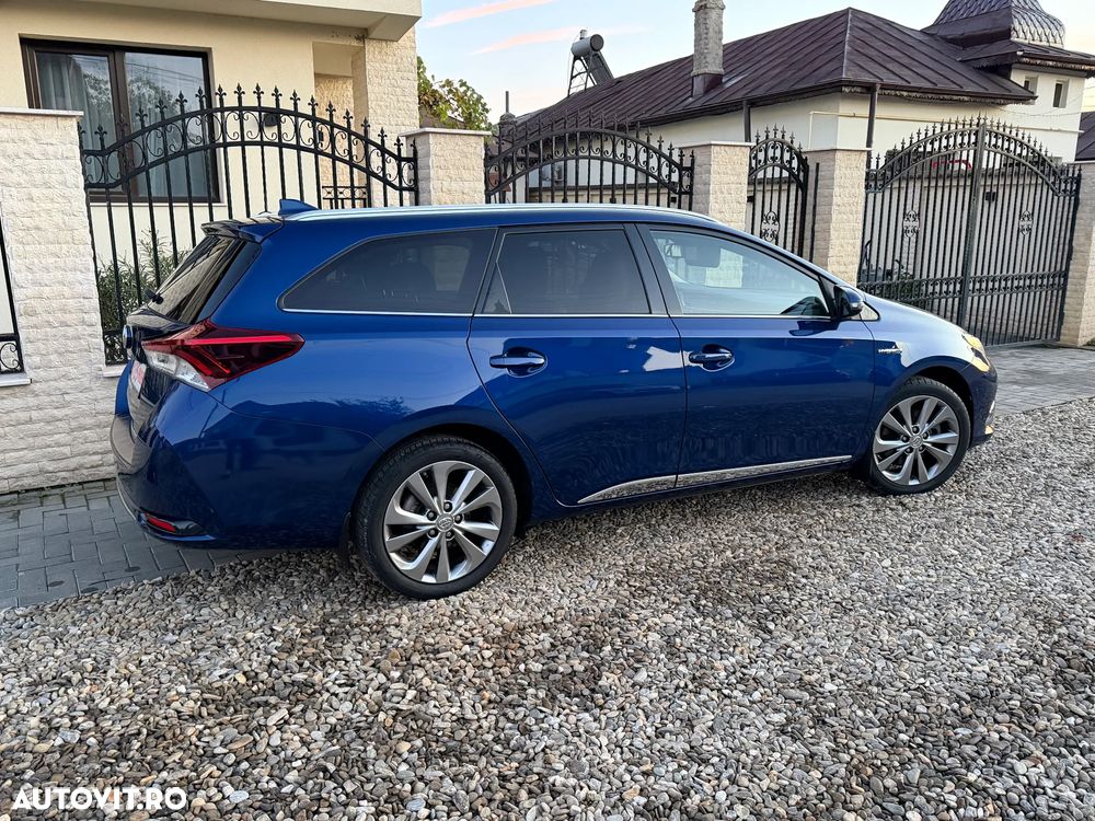 Toyota Auris 1.8 VVT-i Automatik Executive - 19