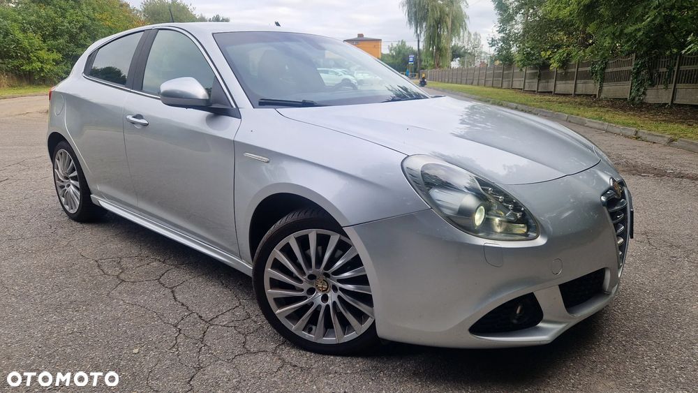 Alfa Romeo Giulietta 2.0 JTDM 16V Veloce - 1