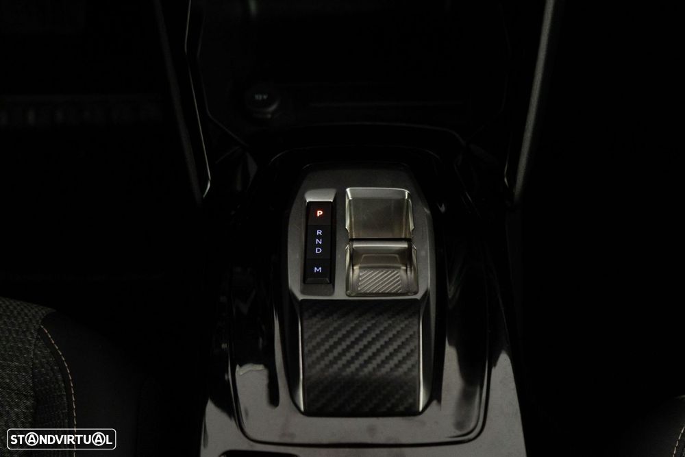 Peugeot 2008 1.2 PureTech Allure Pack EAT8 - 27