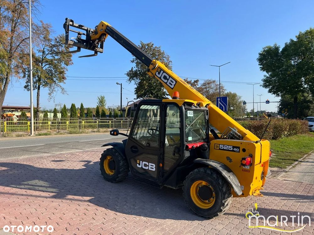 JCB 525-60 - 25