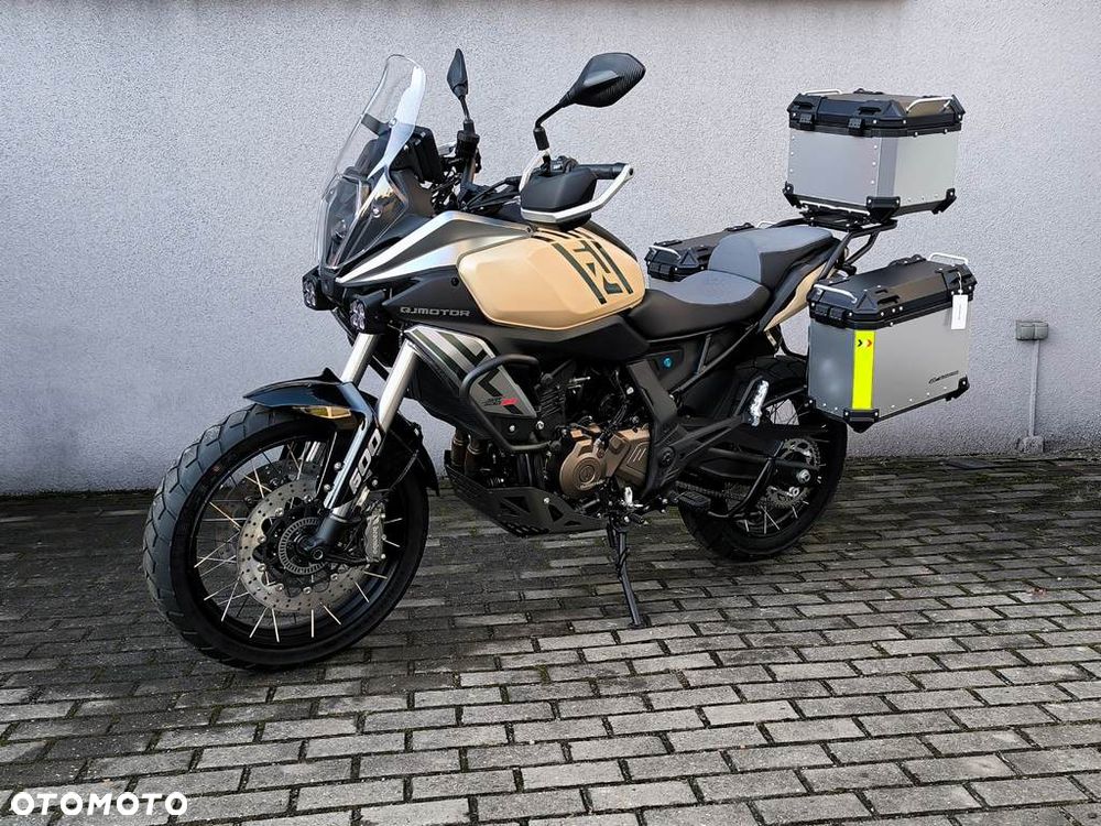 QJMOTOR SRT 600SX - 29