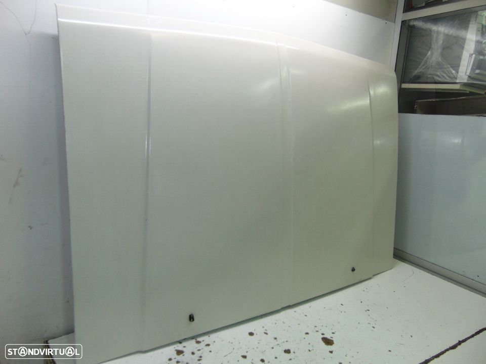 Nissan 720 pick up capot - 2