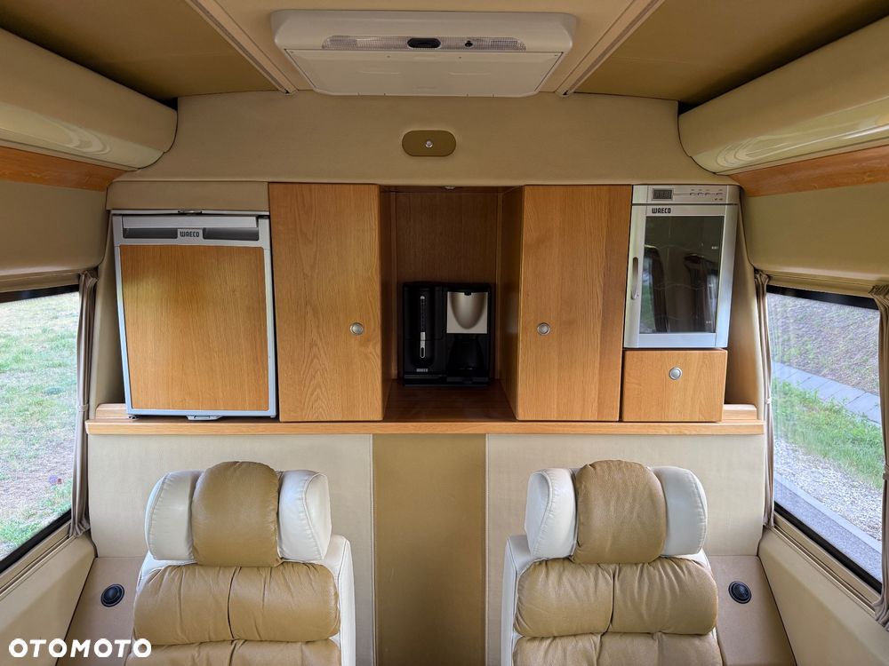 Mercedes-Benz Sprinter - 29