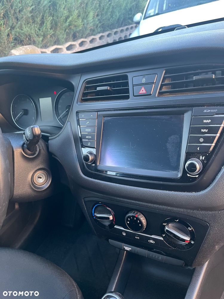 Hyundai i20 1.0 T-GDI - 19