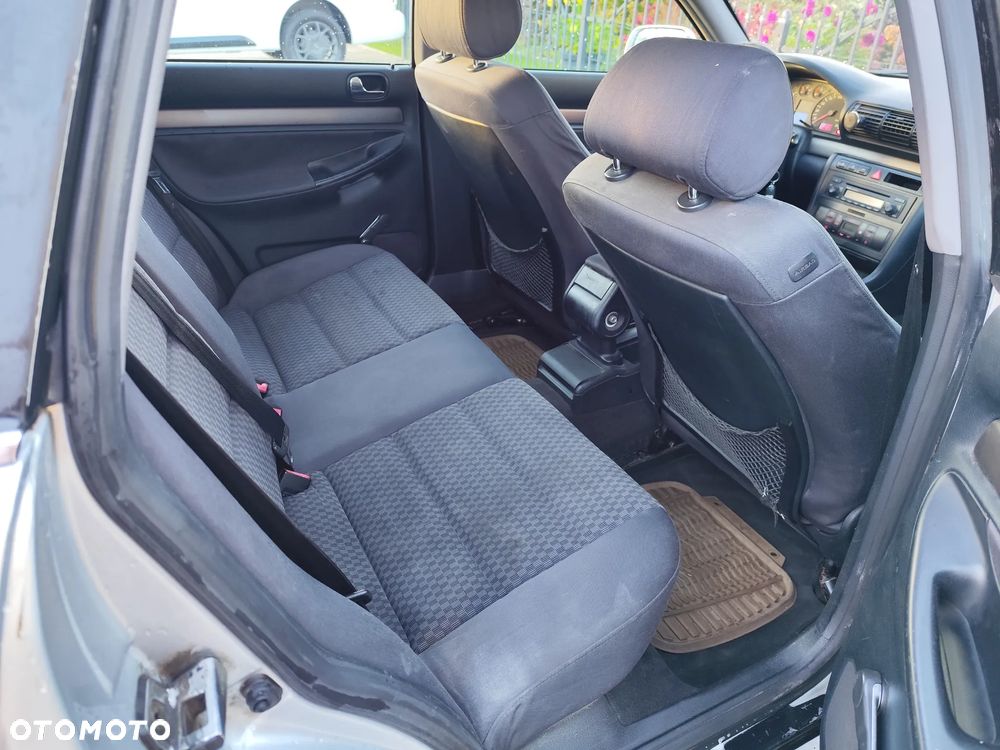 Audi A4 Avant - 28