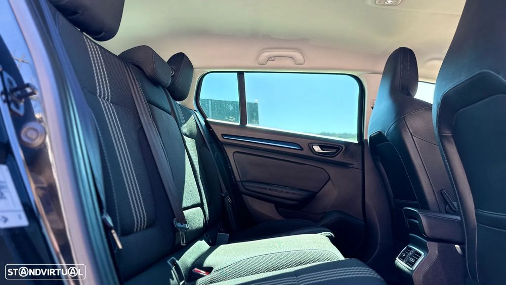 Renault Mégane Sport Tourer 1.5 dCi GT Line - 26