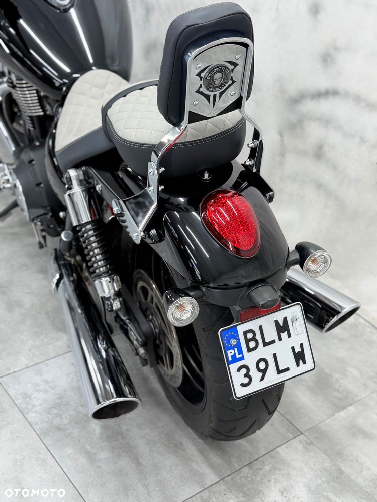 Triumph Thunderbird - 32