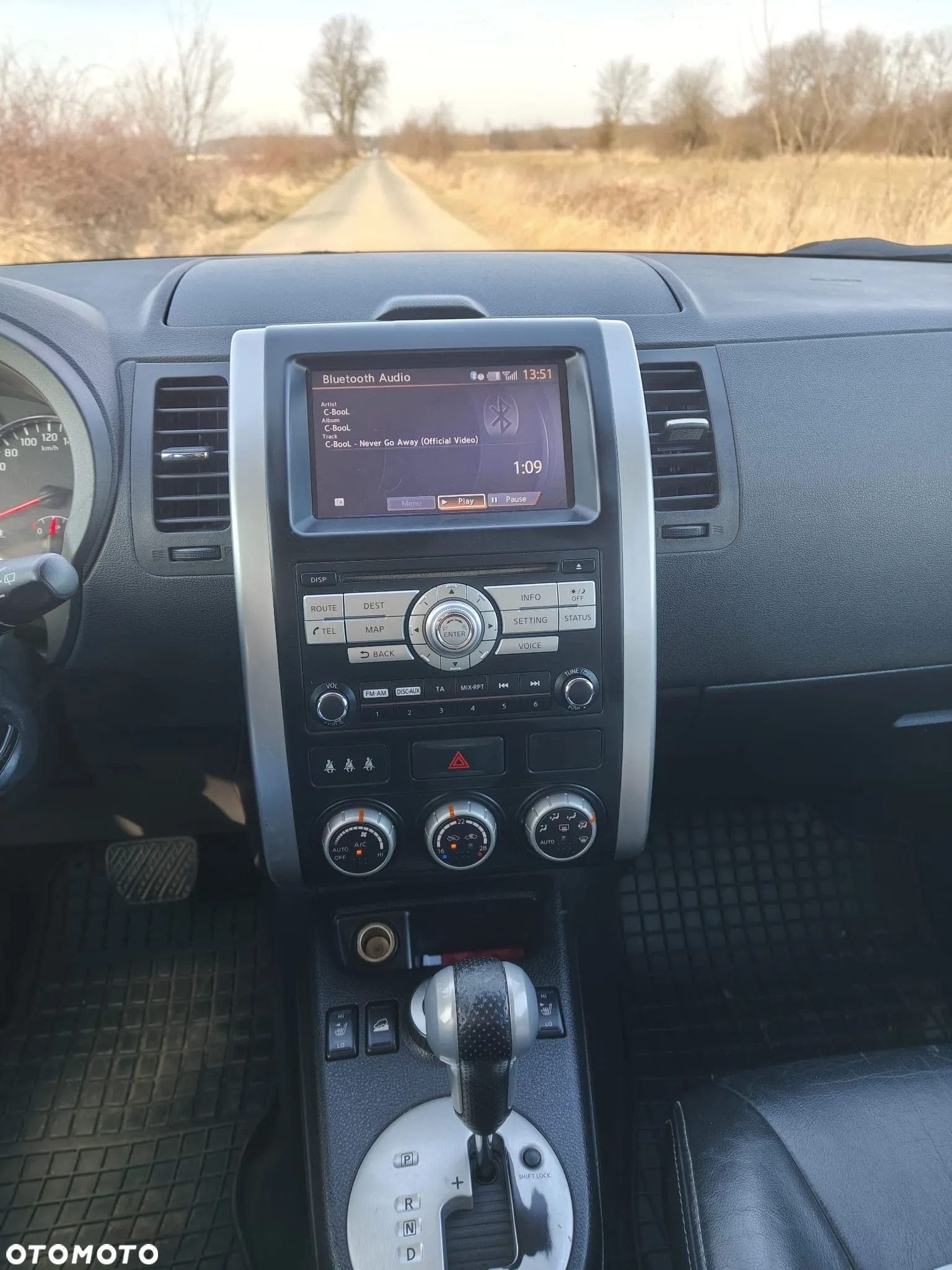 Nissan X-Trail 2.0 dCi SE - 8
