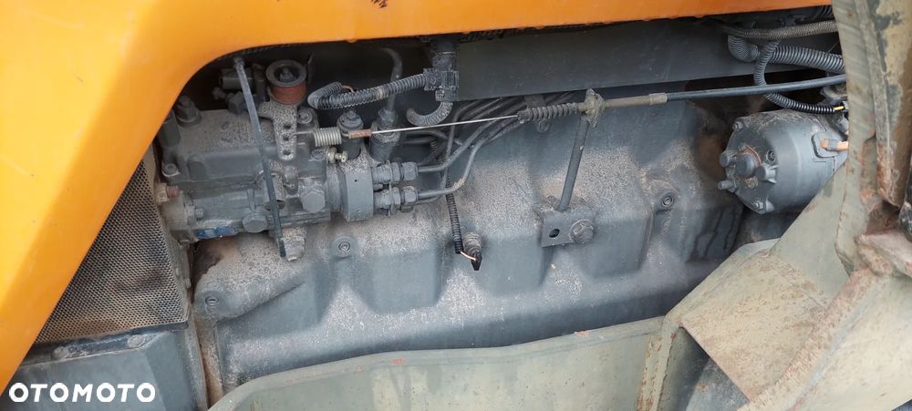Renault Ares 620 RZ - 3
