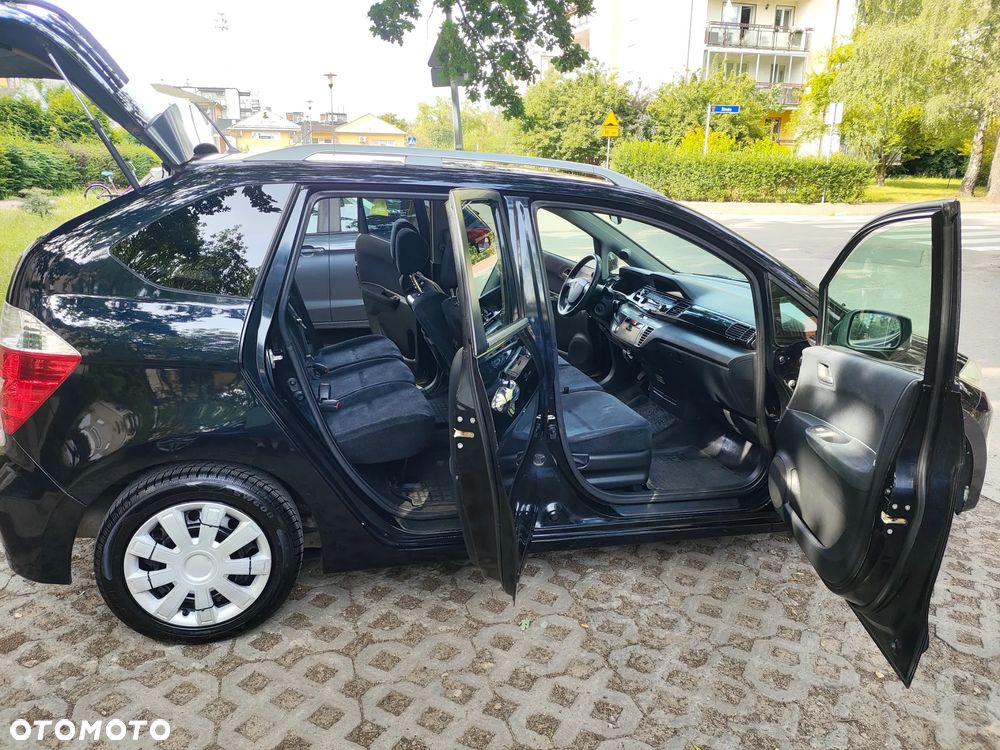 Honda FR-V 2.0 Comfort - 11