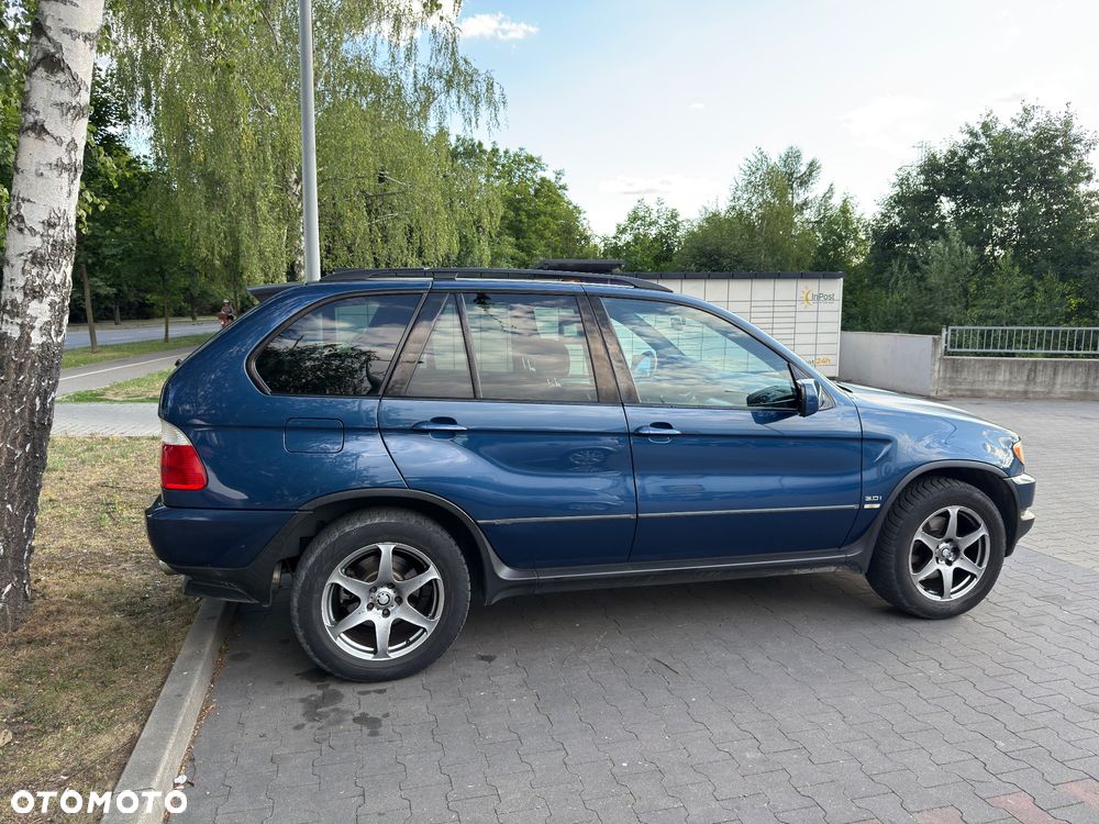 BMW X5 3.0 i Edition Exclusive Sport - 3