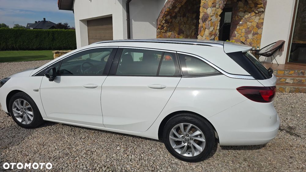 Opel Astra 1.2 T Elegance S&S - 32