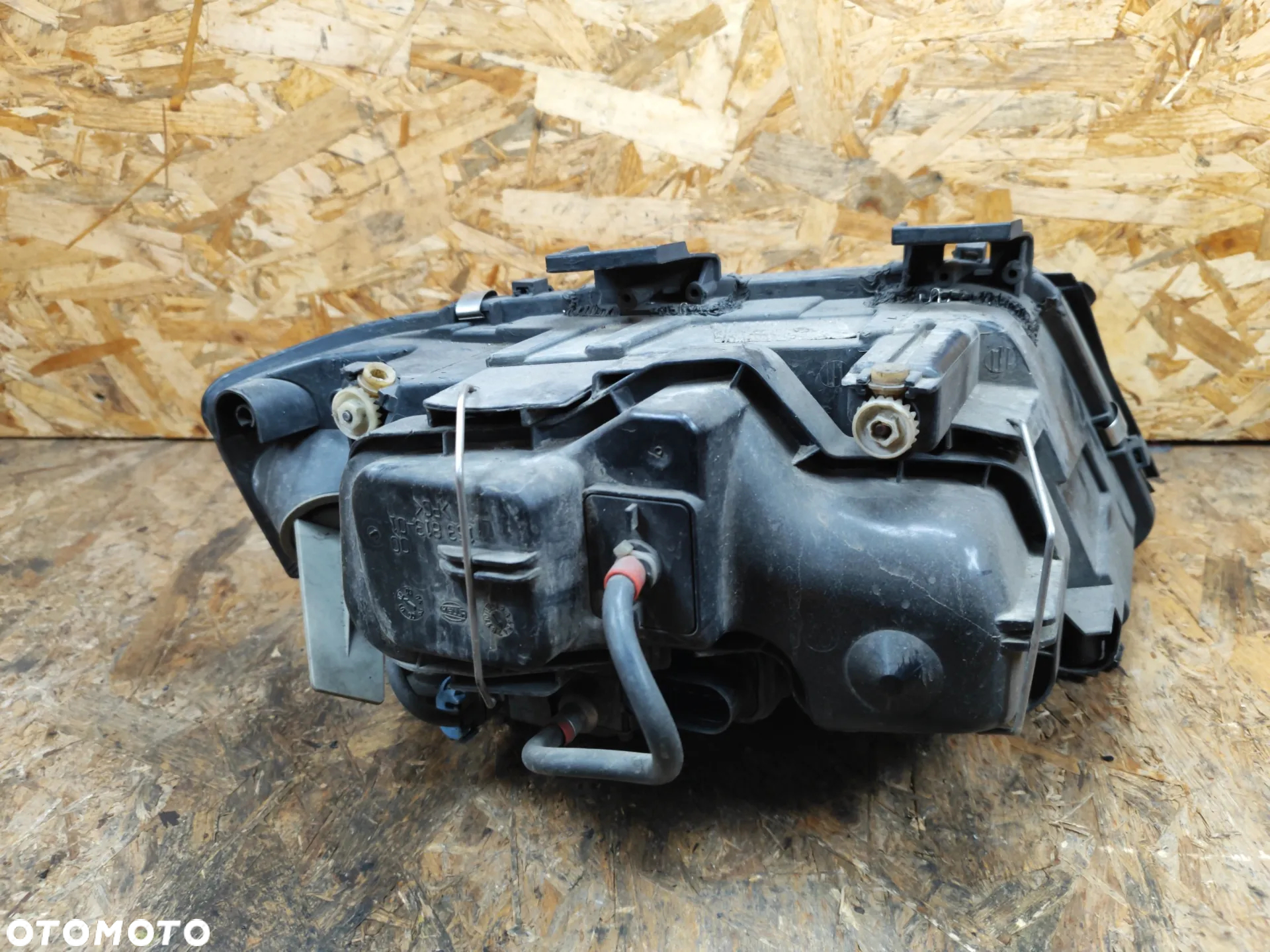 lampa przód prawa / lewa XENON HELLA europa kompletna do Audi A6 C5 97-04r - 10