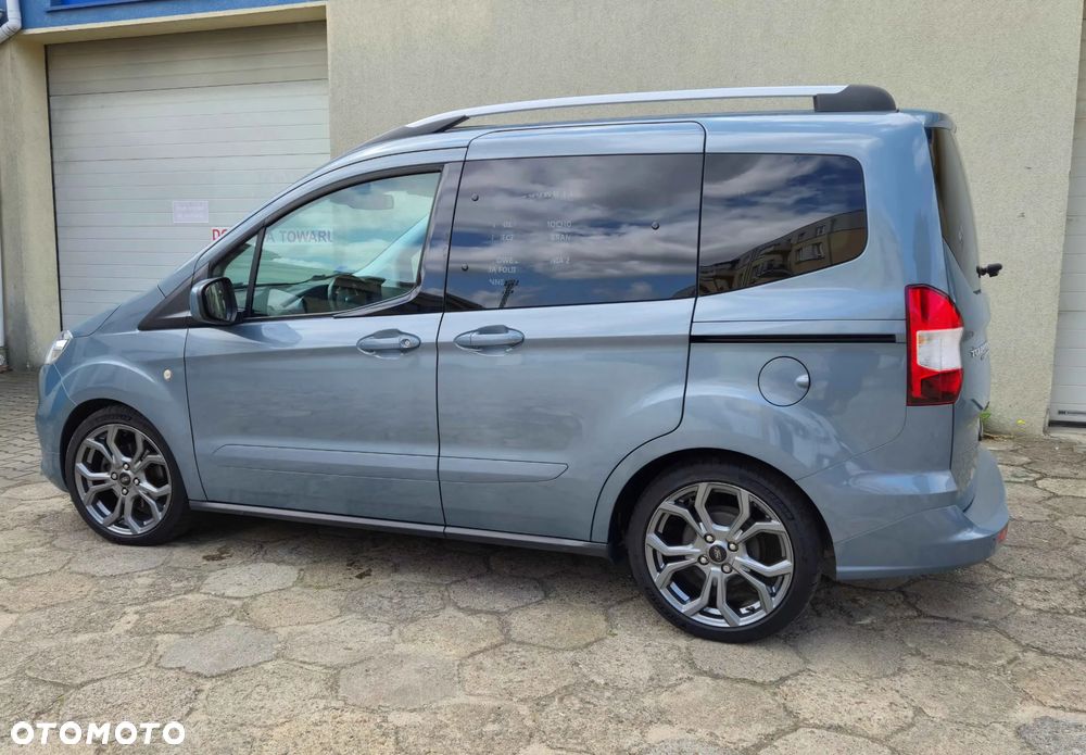 Ford Tourneo Courier 1.0 EcoBoost Titanium - 3