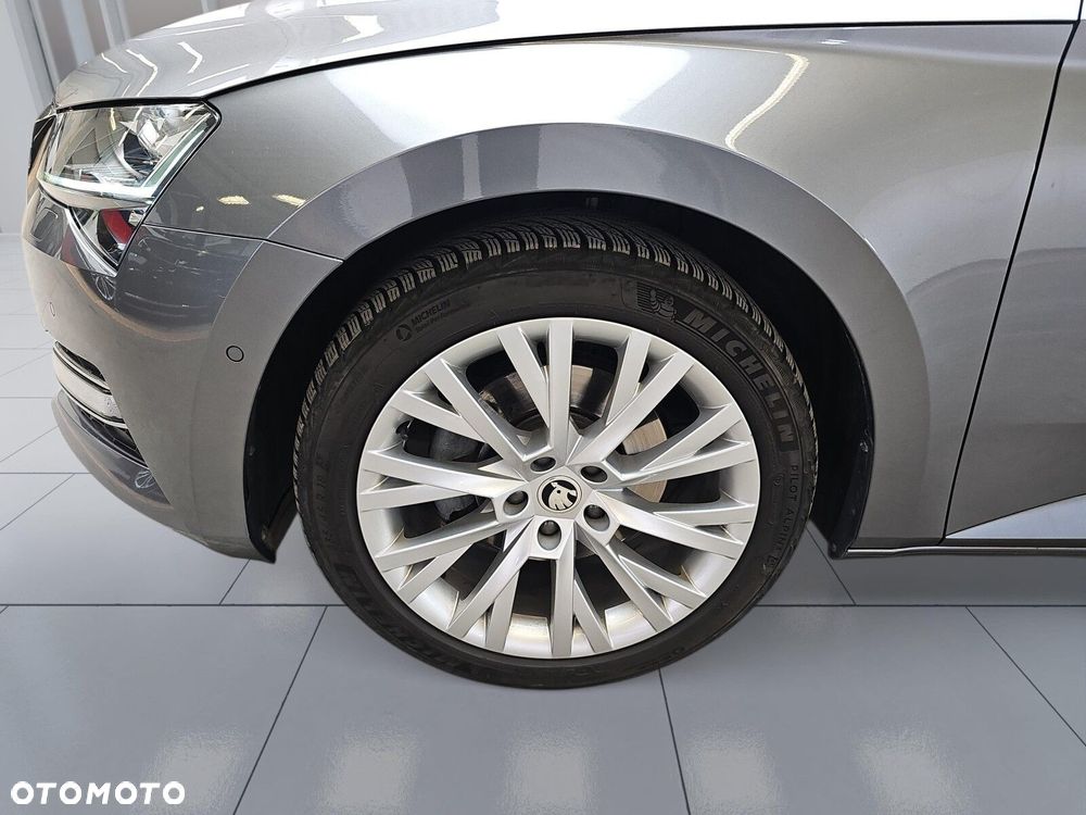 Skoda Superb 2.0 TSI Style DSG - 36