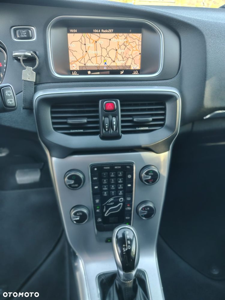 Volvo V40 T3 Geartronic Inscription - 13