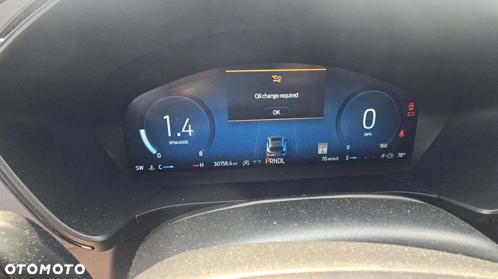 Ford Escape 2.0 EcoBoost AWD Titanium - 12