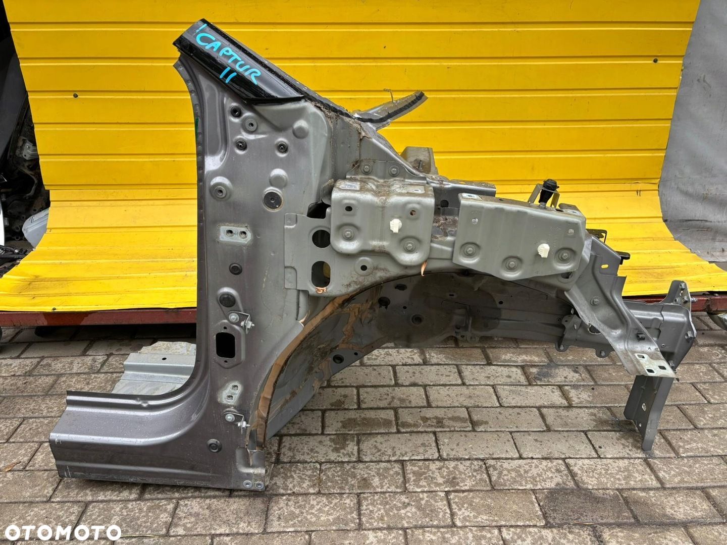RENAULT CAPTUR II ĆWIARTKA PRAWA PRZÓD FARTUCH 19- - 1