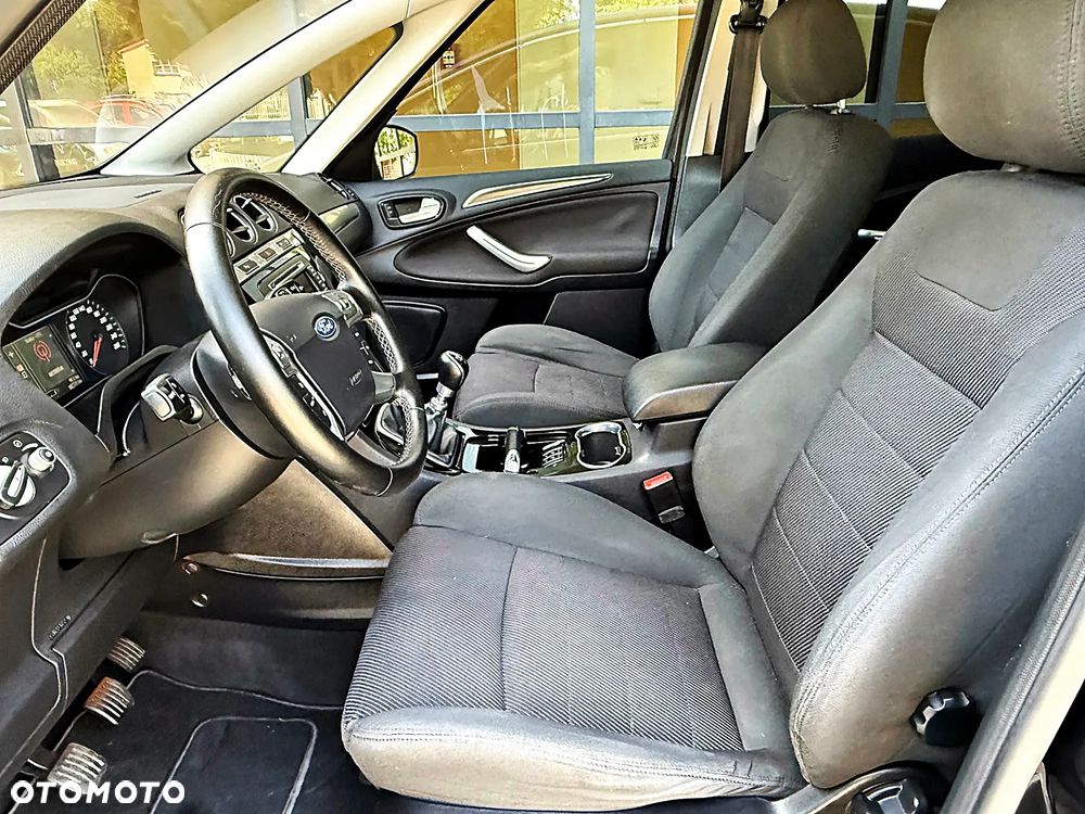 Ford S-Max 2.0 TDCi DPF Titanium - 17