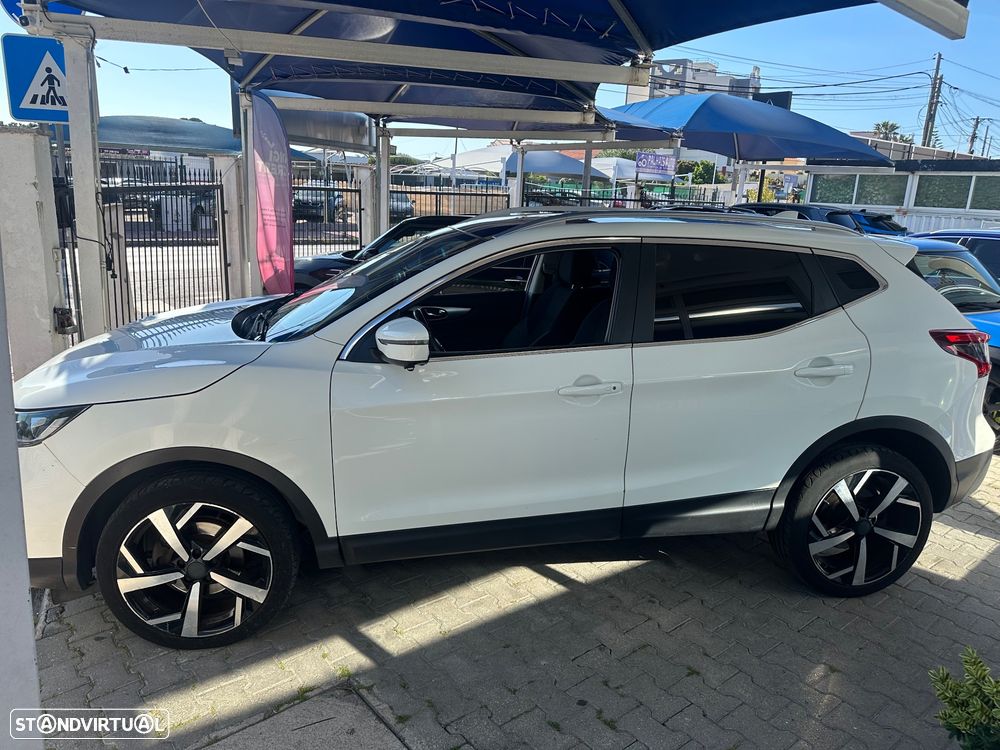 Nissan Qashqai 1.6 dCi Xtronic TEKNA+ - 7