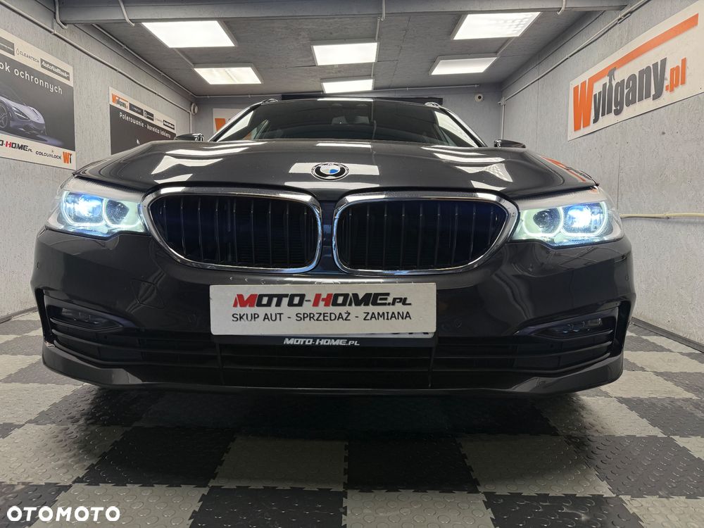 BMW Seria 5 520d Luxury Line sport - 23