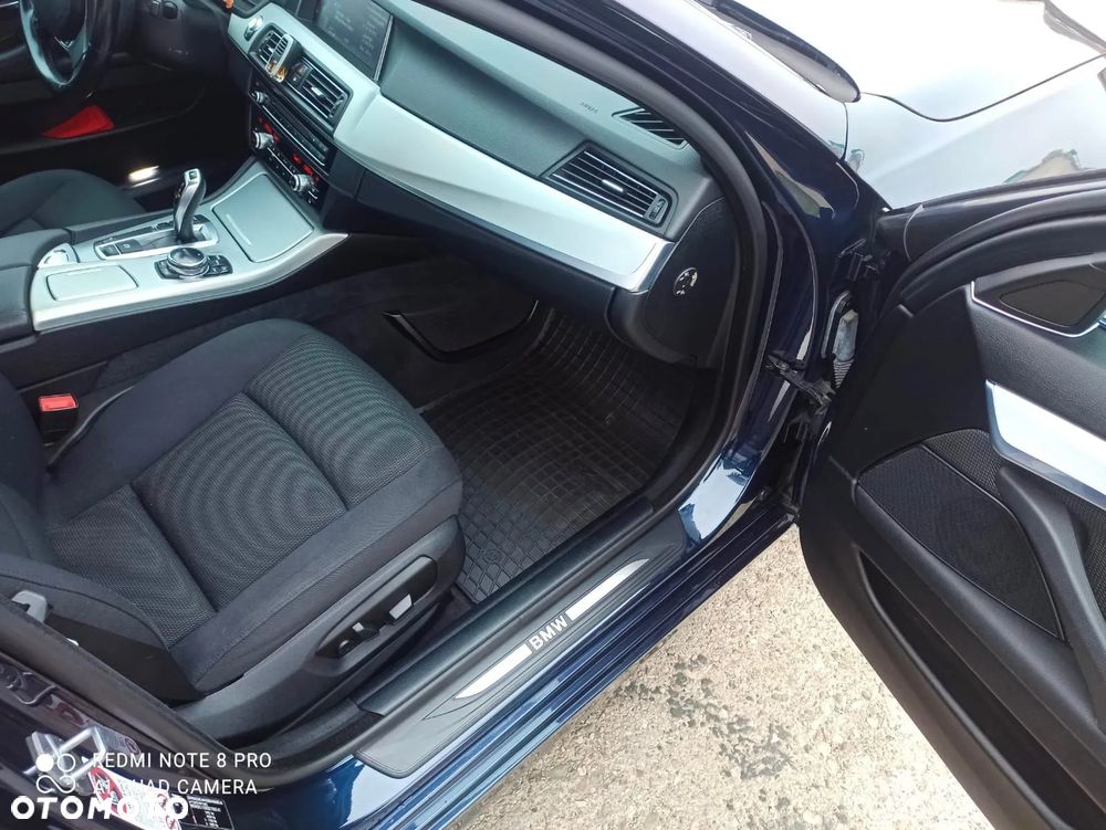 BMW Seria 5 530d xDrive - 13