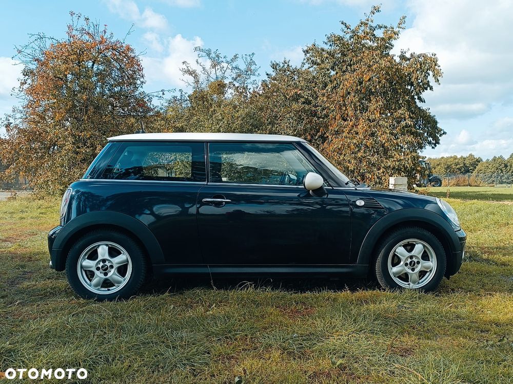 MINI Cooper Standard - 6