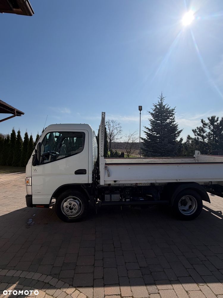 Mitsubishi Fuso Canter - 4