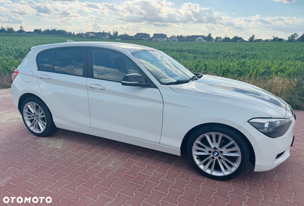 BMW Seria 1 116i - 12