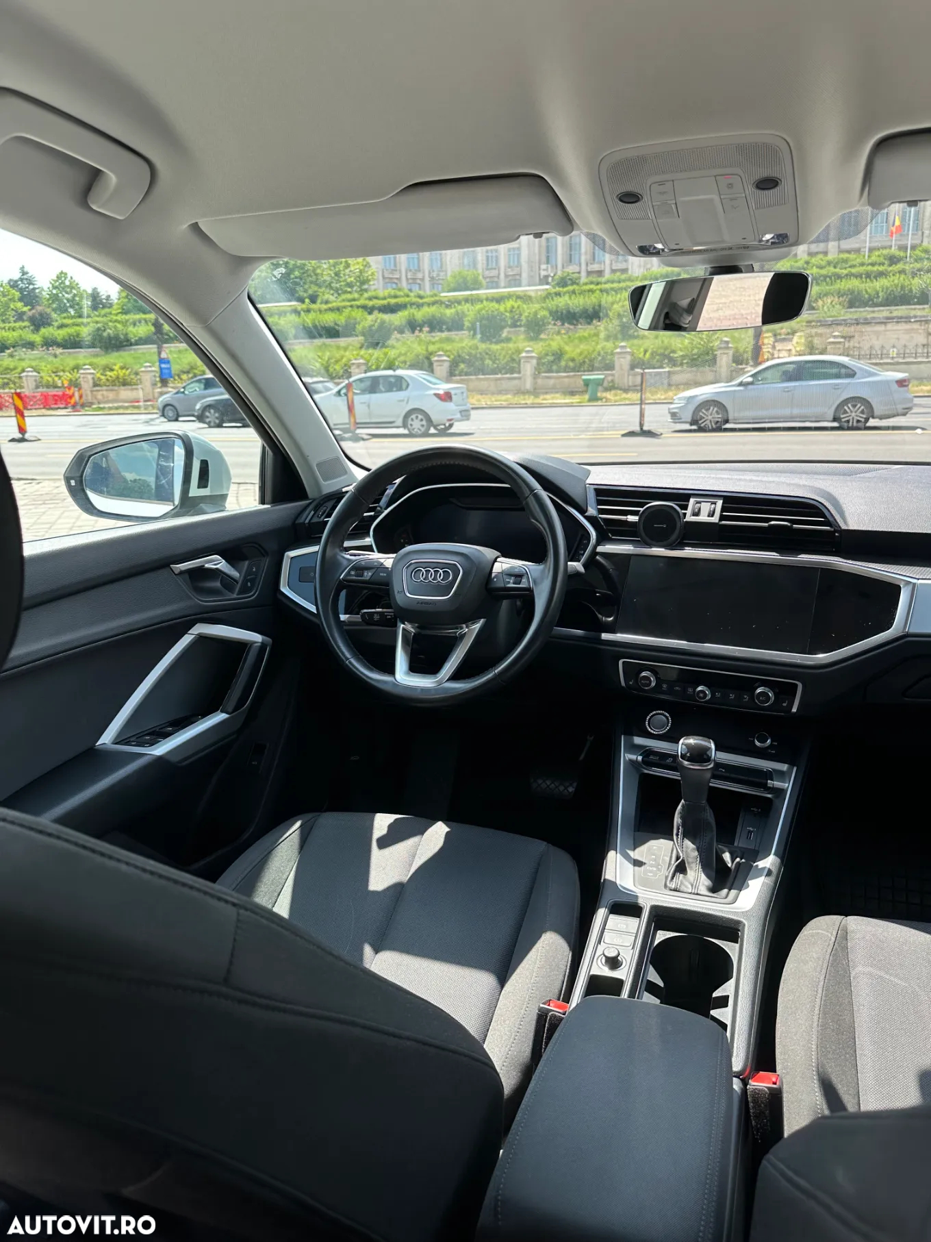 Audi Q3 2.0 40 TFSI S tronic quattro - 14