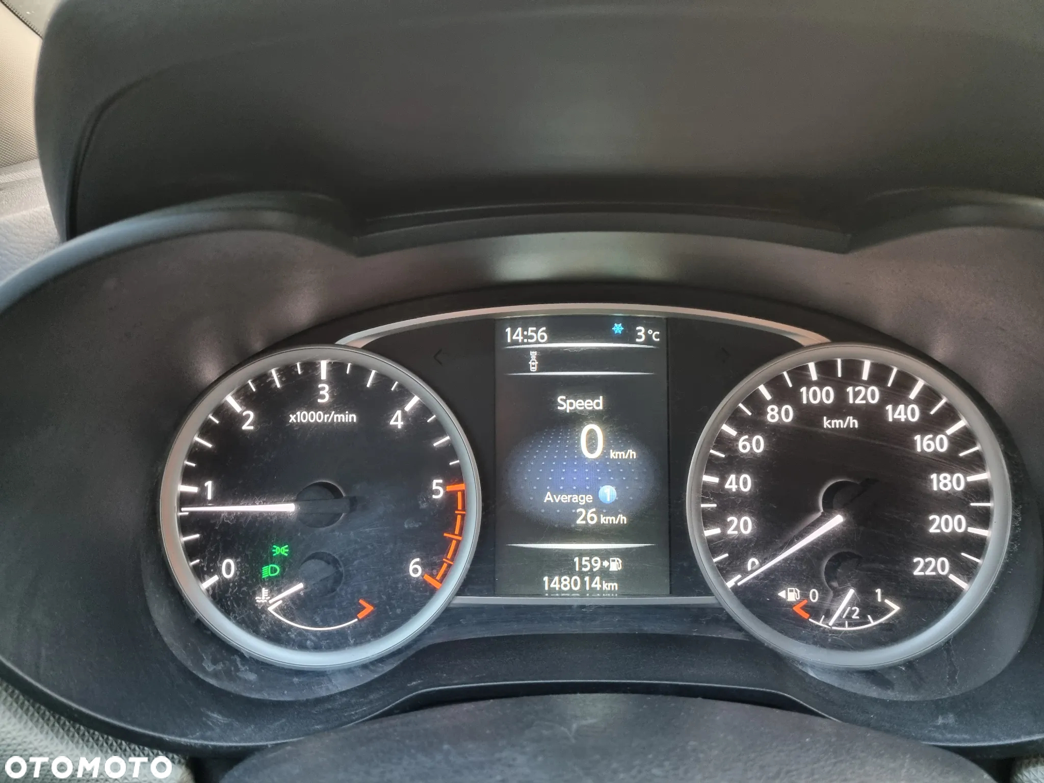 Nissan Micra 1.5 dCi Tekna - 27