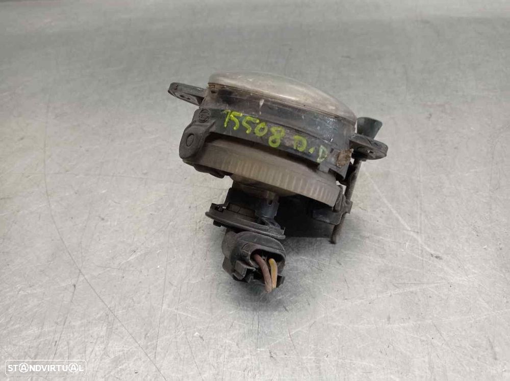 FAROL NEVOEIRO DIREITO SKODA FABIA I 2005 - - 2