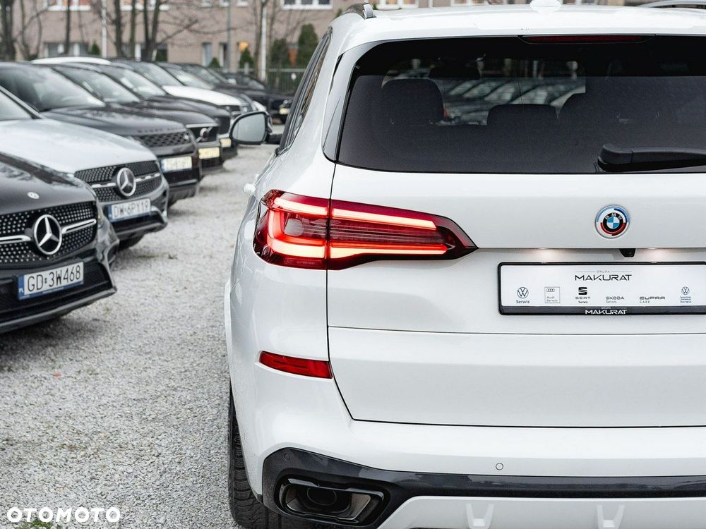 BMW X5 xDrive25d - 11