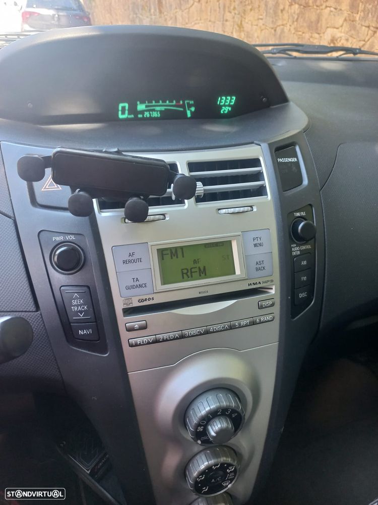 Toyota Yaris 1.4 D-4D Motion - 3