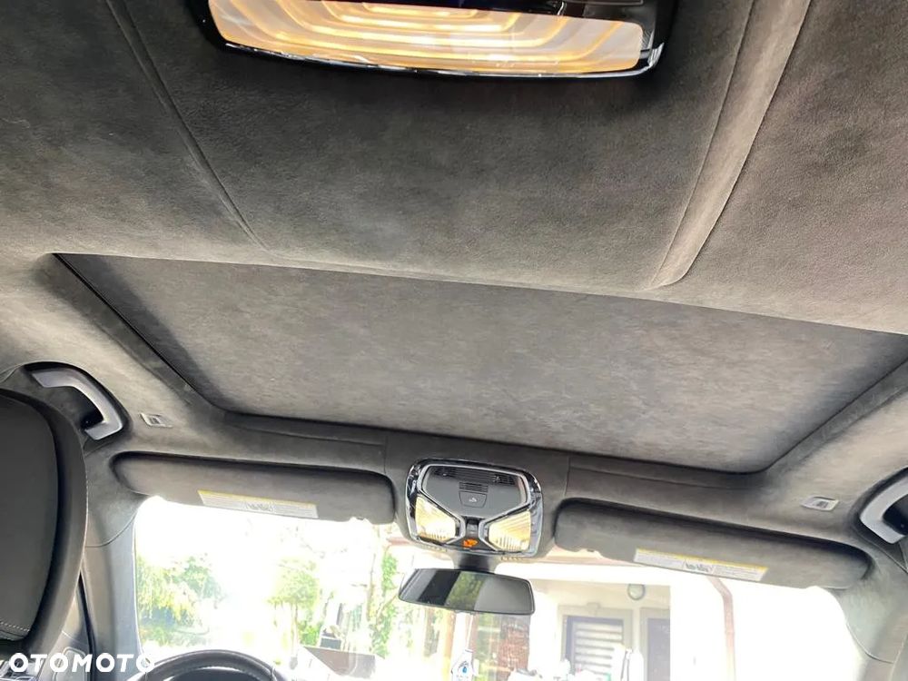 BMW Seria 7 750i xDrive - 13