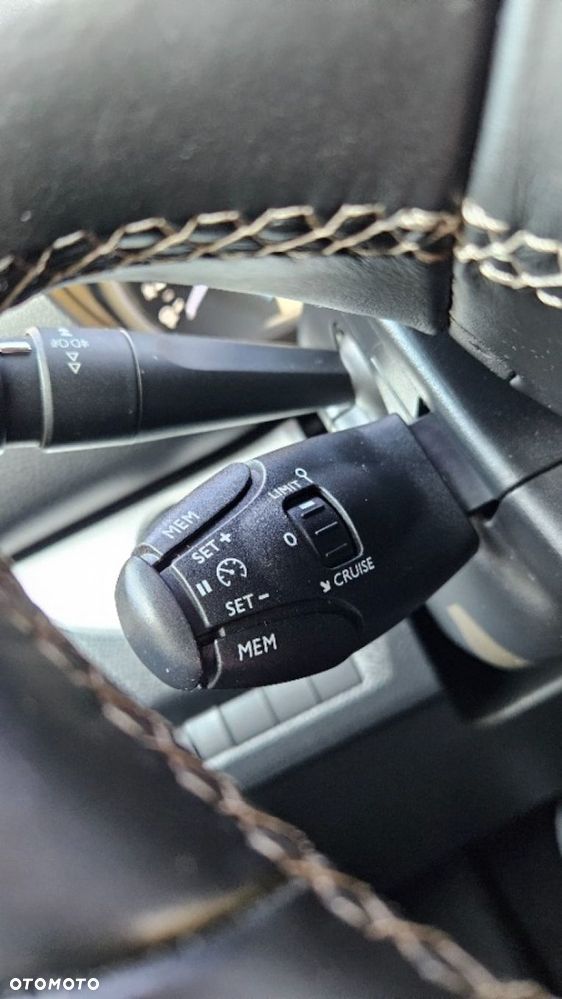 Peugeot Traveller L2 2.0 Business VIP - 36