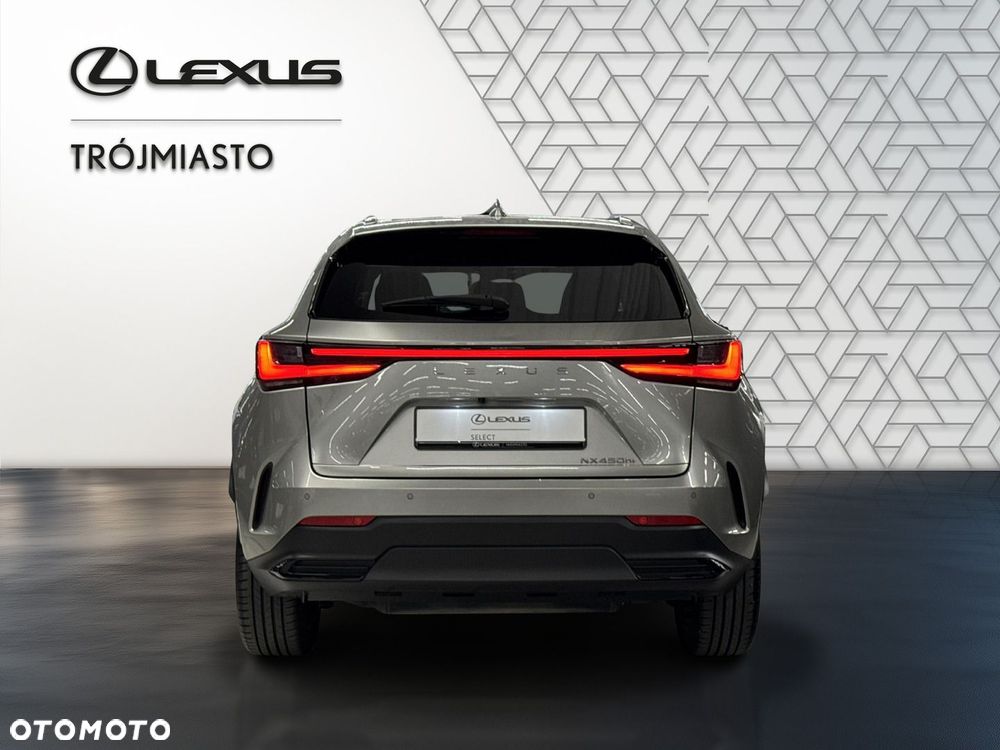 Lexus NX - 4