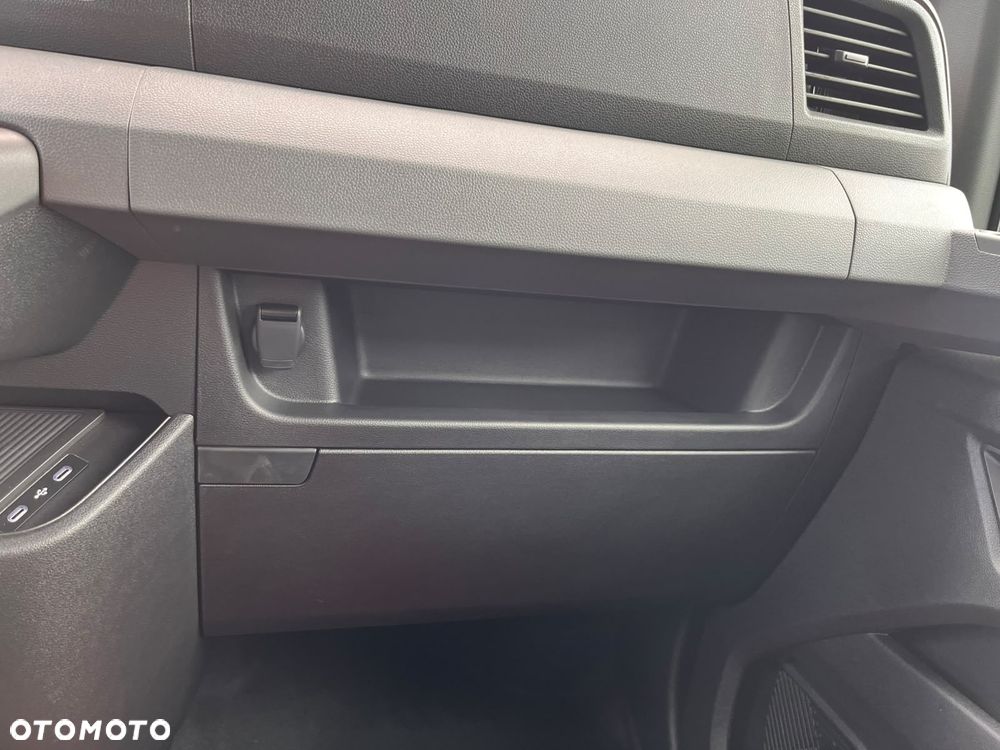 Renault Master Doka 7 os. + plandeka do wys. kabiny - 18