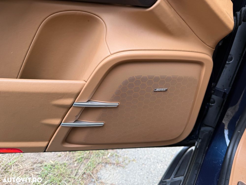 Porsche Cayenne 3.0 L V6 - 7