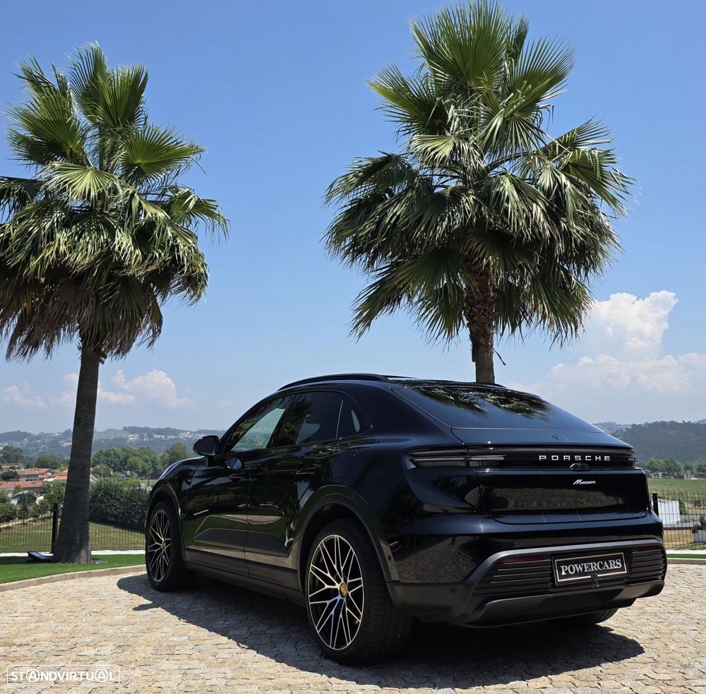 Porsche Macan Electric - 9