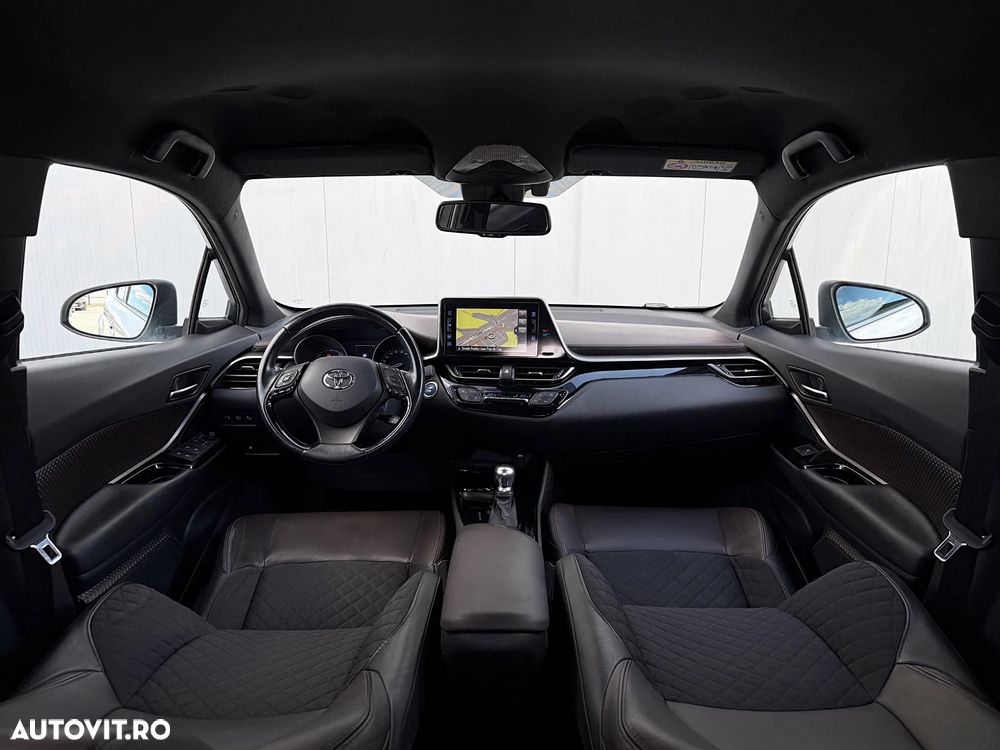 Toyota C-HR Style Selection - 7